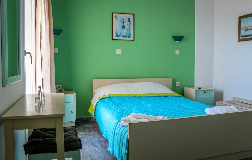Mirtos Hotel Стая снимка